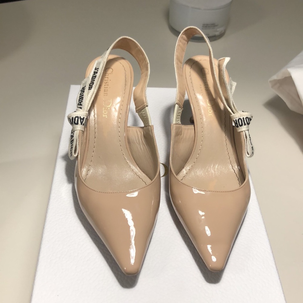 Gently worn J’ADior Patient leather slingback kitten heels size 36 - Picture 2 of 8